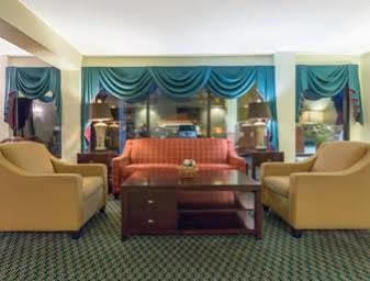 Super 8 By Wyndham Orangeburg Hotel Buitenkant foto